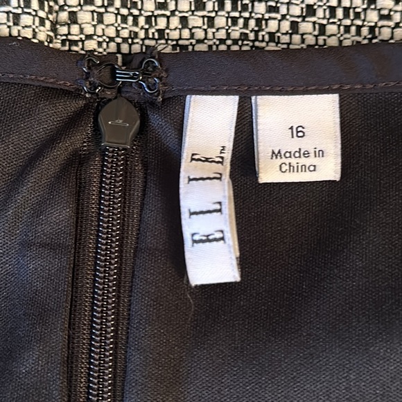 ELLE Black and White Dress, Size 16 - Picture 6 of 7